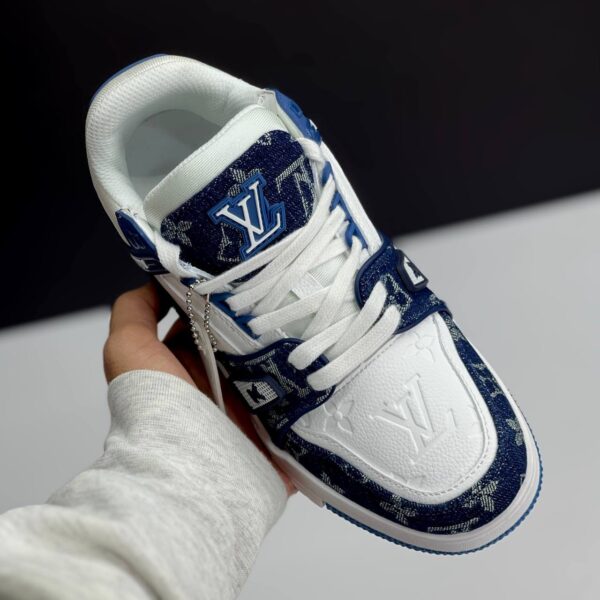 لویی ویتون ترینر سفید آبی  Louis Vuitton Trainer White Blue