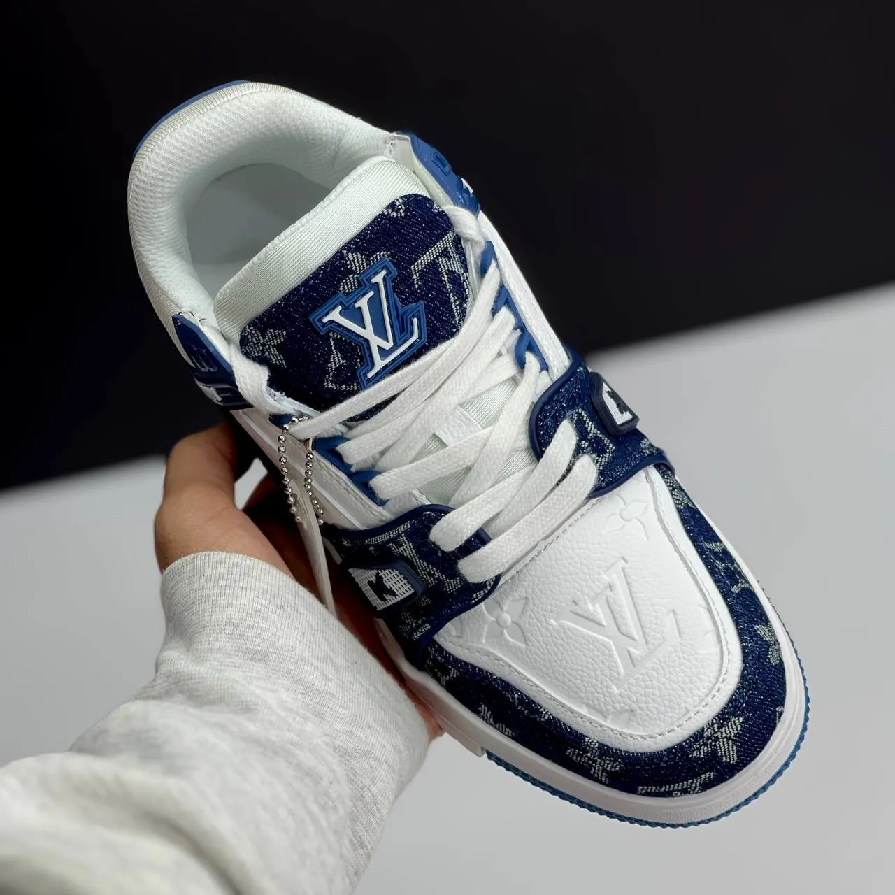 لویی ویتون ترینر سفید آبی Louis Vuitton Trainer White Blue - تصویر 2
