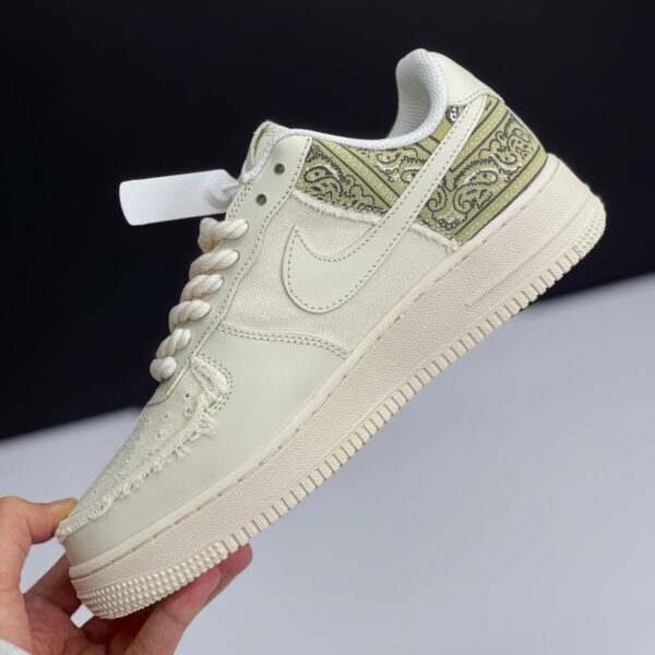 نایک ایر فورس وان بیگ بنگ کرم  Nike Air Force 1 Big Bang Cream