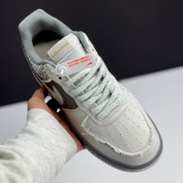 نایک ایر فورس وان بیگ بنگ طوسی Nike Air Force 1 Big Bang Grey نایک ایر فورس وان بیگ بنگ طوسی Nike Air Force 1 Big Bang Grey