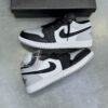 کفش نایک ایر جردن وان لو مشکی طوسی شادوو Nike Air Jordan 1 Low Shadow کفش نایک ایر جردن وان لو مشکی طوسی شادوو Nike Air Jordan 1 Low Shadow