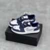 کفش نایک اس بی دانک لو سفید سرمهای طوسی Nike SB Dunk Low White Navy Grey کفش نایک اس بی دانک لو سفید سرمهای طوسی Nike SB Dunk Low White Navy Grey