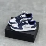 کفش نایک اس بی دانک لو سفید سرمه‌ای طوسی Nike SB Dunk Low White Navy Grey