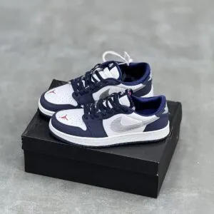کفش نایک اس بی دانک لو سفید سرمهای طوسی Nike SB Dunk Low White Navy Grey کفش نایک اس بی دانک لو سفید سرمهای طوسی Nike SB Dunk Low White Navy Grey