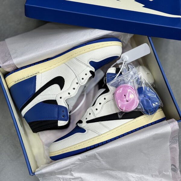 کفش نایک ایر جردن وان ترویس اسکات ساقدار فرگمنت Nike Air Jordan 1 Travis Scott High Fragment