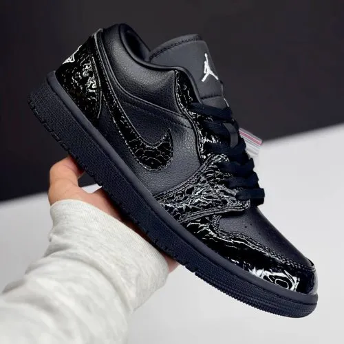 کفش نایک ایر جردن وان لو بلک کروک Nike Air Jordan 1 Low Black Croc کفش نایک ایر جردن وان لو بلک کروک Nike Air Jordan 1 Low Black Croc