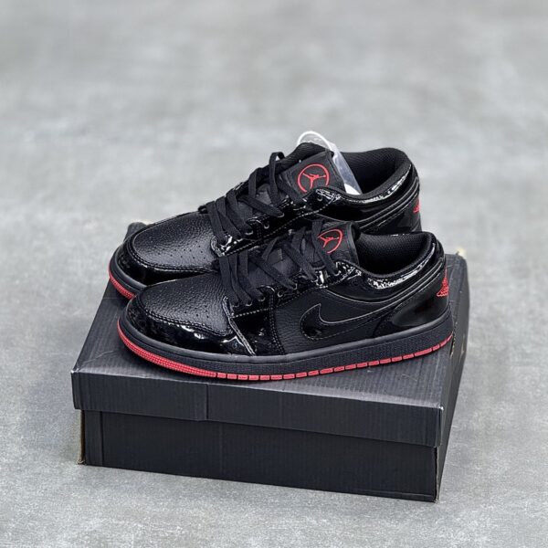 کفش نایک ایر جردن وان لو مشکی ورنی بلکند Nike Air Jordan 1 Low Black Patent کفش نایک ایر جردن وان لو مشکی ورنی بلکند Nike Air Jordan 1 Low Black Patent
