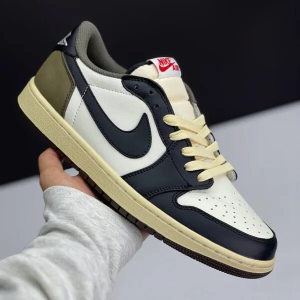کفش نایک ایر جردن ۱ لو دارک موکا Nike Air Jordan 1 Low Dark Mocha کفش نایک ایر جردن ۱ لو دارک موکا Nike Air Jordan 1 Low Dark Mocha