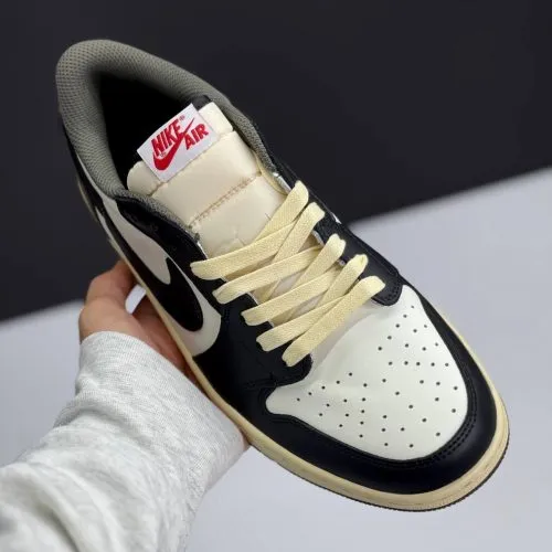 کفش نایک ایر جردن ۱ لو دارک موکا Nike Air Jordan 1 Low Dark Mocha کفش نایک ایر جردن ۱ لو دارک موکا Nike Air Jordan 1 Low Dark Mocha - تصویر 3