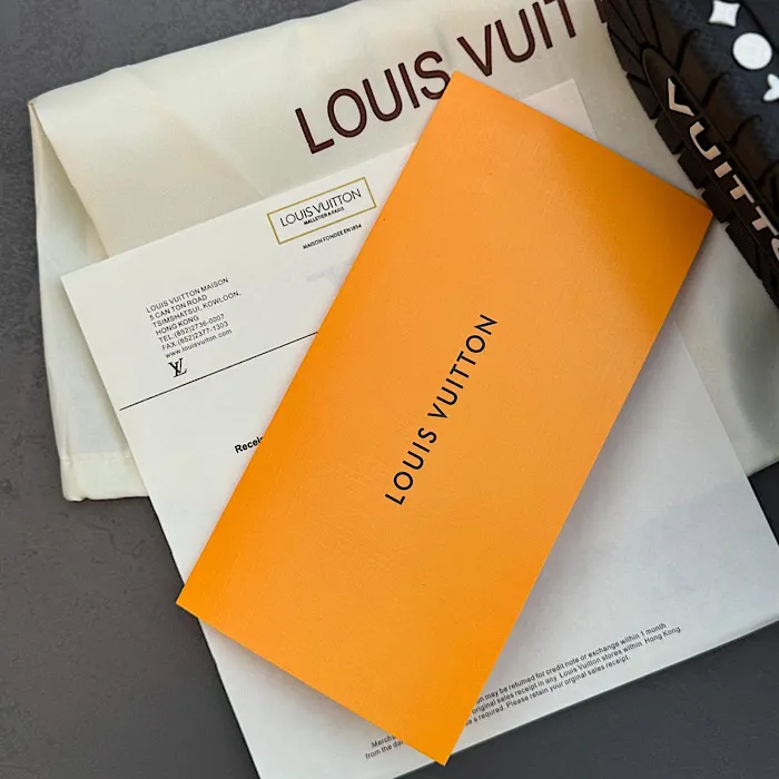 کفش لویی ویتون ترینر تمام مشکی Louis Vuitton Trainer Triple Black - تصویر 2