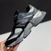 کتونی نیوبالانس ۹۰۶۰ مشکی طوسی New Balance 9060 Black Grey کتونی نیوبالانس ۹۰۶۰ مشکی طوسی New Balance 9060 Black Grey - تصویر 2