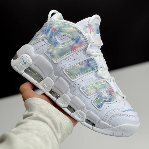 کفش نایک ایر مور آپتمپو سفید آبی کهکشانی Nike Air More Uptempo Galaxy White Blue کفش نایک ایر مور آپتمپو سفید آبی کهکشانی Nike Air More Uptempo Galaxy White Blue