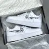کفش نایک ایر فورس وان مولتن متال سفید استخوانی Nike Air Force 1 Molten Metal White Bone کفش نایک ایر فورس وان مولتن متال سفید استخوانی Nike Air Force 1 Molten Metal White Bone - تصویر 3