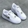 کفش نایک ایر فورس وان مولتن متال سفید استخوانی Nike Air Force 1 Molten Metal White Bone کفش نایک ایر فورس وان مولتن متال سفید استخوانی Nike Air Force 1 Molten Metal White Bone - تصویر 2