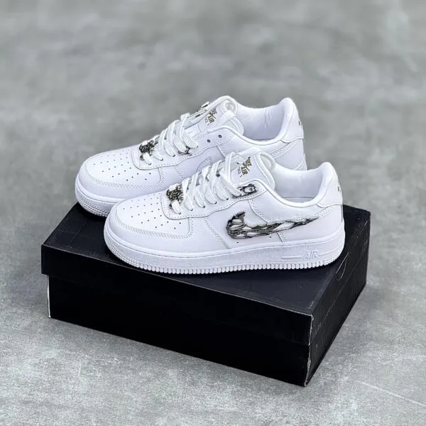 کفش نایک ایر فورس وان مولتن متال سفید استخوانی Nike Air Force 1 Molten Metal White Bone کفش نایک ایر فورس وان مولتن متال سفید استخوانی Nike Air Force 1 Molten Metal White Bone