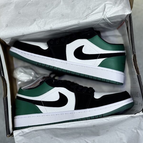 کفش نایک ایر جردن وان لو سبز مشکی Nike Air Jordan 1 Low Green Black کفش نایک ایر جردن وان لو سبز مشکی Nike Air Jordan 1 Low Green Black