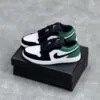 کفش نایک ایر جردن وان لو سبز مشکی Nike Air Jordan 1 Low Green Black کفش نایک ایر جردن وان لو سبز مشکی Nike Air Jordan 1 Low Green Black