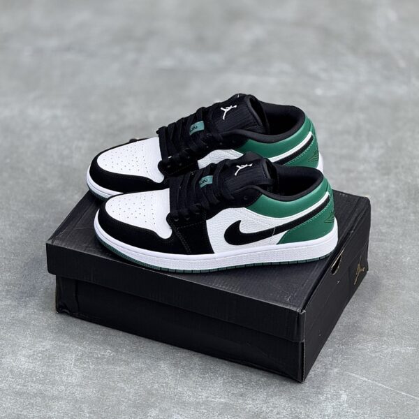 کفش نایک ایر جردن وان لو سبز مشکی Nike Air Jordan 1 Low Green Black کفش نایک ایر جردن وان لو سبز مشکی Nike Air Jordan 1 Low Green Black