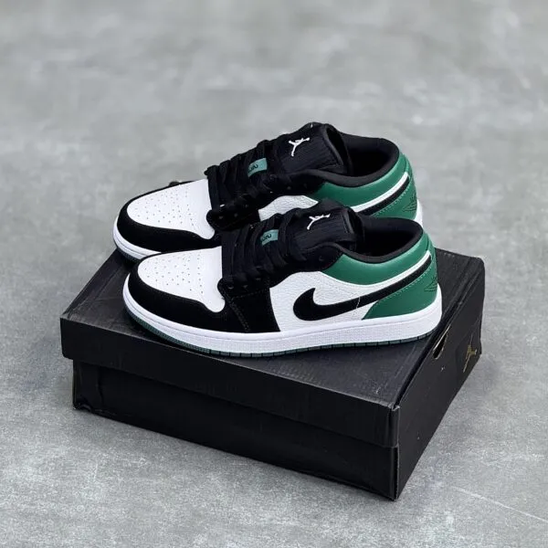 کفش نایک ایر جردن وان لو سبز مشکی Nike Air Jordan 1 Low Green Black کفش نایک ایر جردن وان لو سبز مشکی Nike Air Jordan 1 Low Green Black