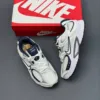 کفش نایک وی فایو کی ران سفید سرمه ای Nike V5K Run White Navy کفش نایک وی فایو کی ران سفید سرمه ای Nike V5K Run White Navy - تصویر 5