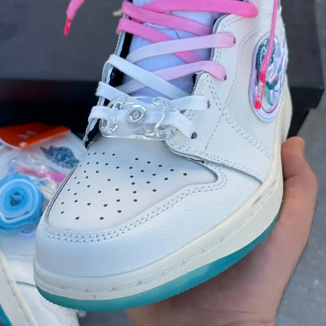 کفش نایک ایر جردن وان ساقدار موج Nike Air Jordan 1 High Wave کفش نایک ایر جردن وان ساقدار موج Nike Air Jordan 1 High Wave - تصویر 4