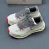 کفش آن رانینگ QC Loewe Cloudtilt طوسی On Running QC Loewe Cloudtilt Grey کفش آن رانینگ QC Loewe Cloudtilt طوسی On Running QC Loewe Cloudtilt Grey - تصویر 4
