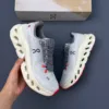 کفش آن رانینگ QC Loewe Cloudtilt طوسی On Running QC Loewe Cloudtilt Grey کفش آن رانینگ QC Loewe Cloudtilt طوسی On Running QC Loewe Cloudtilt Grey - تصویر 5