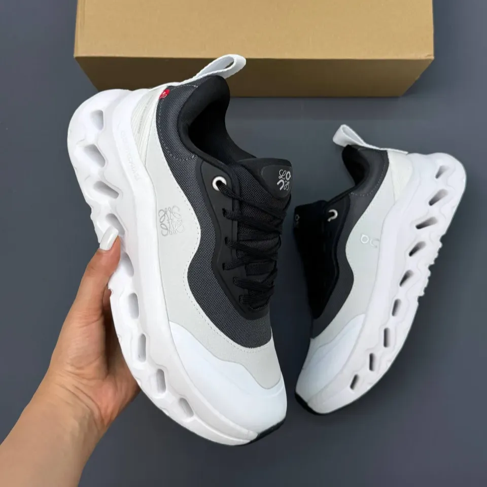 کفش آن رانینگ کلودتیلت سفید مشکی On Running QC Loewe Cloudtilt White Black - تصویر 6