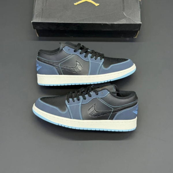 کفش نایک ایر جردن وان لو دارک ابسیدین Nike Air Jordan 1 Low Dark Obsidian کفش نایک ایر جردن وان لو دارک ابسیدین Nike Air Jordan 1 Low Dark Obsidian