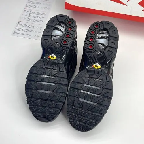 کفش نایک ایر مکس پلاس تی ان مشکی Nike Air Max Plus TN Black کفش نایک ایر مکس پلاس تی ان مشکی Nike Air Max Plus TN Black - تصویر 5