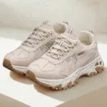 کتونی اسکیچرز لژدار کرم سفید Skechers Platform Cream White Sneakers
