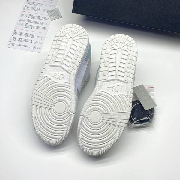 کفش نایک ایر جردن ۱ لو پاریس  Nike Air Jordan 1 Low Paris