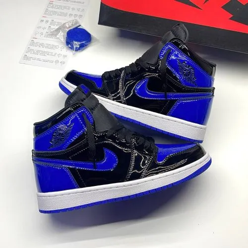 کفش نایک ایر جردن وان ساقدار ورنی پتنت رویال آبی مشکی Nike Air Jordan 1 High OG Patent Royal Blue Black کفش نایک ایر جردن وان ساقدار ورنی پتنت رویال آبی مشکی Nike Air Jordan 1 High OG Patent Royal Blue Black