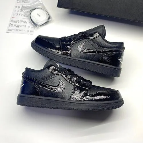 کفش نایک ایر جردن وان لو پتنت الفنت بلک Nike Air Jordan 1 Low Patent Elephant Black کفش نایک ایر جردن وان لو پتنت الفنت بلک Nike Air Jordan 1 Low Patent Elephant Black