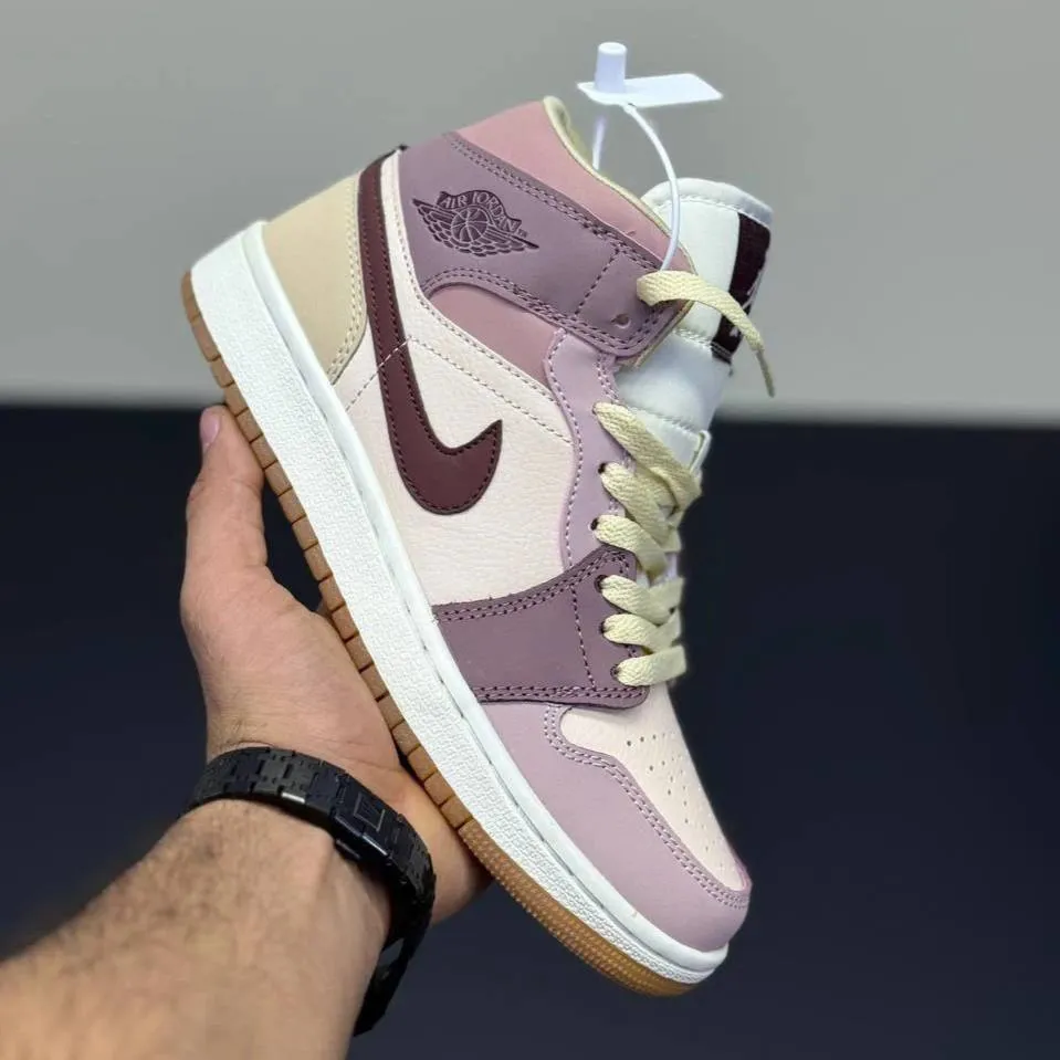 کفش نایک ایر جردن وان ساقدار Nike Air Jordan 1 High - تصویر 3