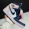 کفش نایک ایر جردن وان ساقدار اتمسفر Nike Air Jordan 1 High Atmosphere کفش نایک ایر جردن وان ساقدار اتمسفر Nike Air Jordan 1 High Atmosphere