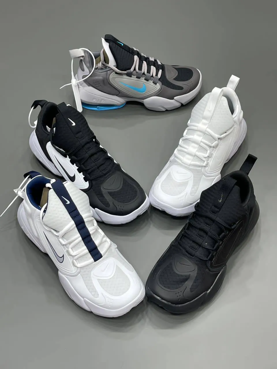 کفش نایک ایر مکس آلفا ساویج مشکی سفید Nike Air Max Alpha Savage Black White کفش نایک ایر مکس آلفا ساویج مشکی سفید Nike Air Max Alpha Savage Black White - تصویر 3