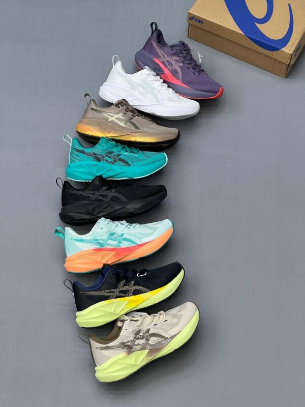 کفش اسیکس نووا بلاست ۵ بنفش Asics Novablast 5 Purple