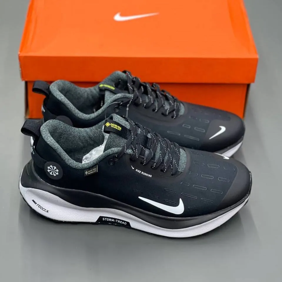 کفش نایک اینفینیتی ران ۴ گورتکس مشکی سفید Nike Infinity Run 4 Gore-Tex Black White کفش نایک اینفینیتی ران ۴ گورتکس مشکی سفید Nike Infinity Run 4 Gore-Tex Black White - تصویر 2