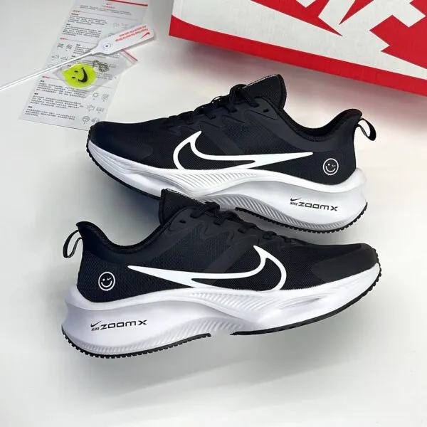 کتونی نایک زوم ایکس طرح لبخند مشکی سفید Nike ZoomX Smile Black White کتونی نایک زوم ایکس طرح لبخند مشکی سفید Nike ZoomX Smile Black White