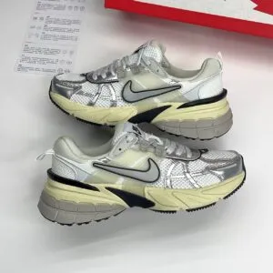 نقره‌ای / کرم