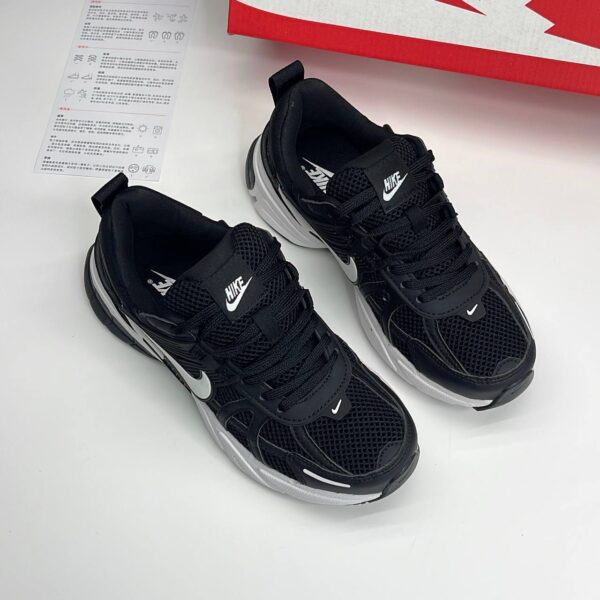 نایک وی تو کی مشکی سفید Nike V2K Black White