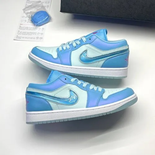 کفش نایک ایر جردن وان لو آکواریوم آبی Nike Air Jaordan 1 Low Aquarium Blue کفش نایک ایر جردن وان لو آکواریوم آبی Nike Air Jaordan 1 Low Aquarium Blue