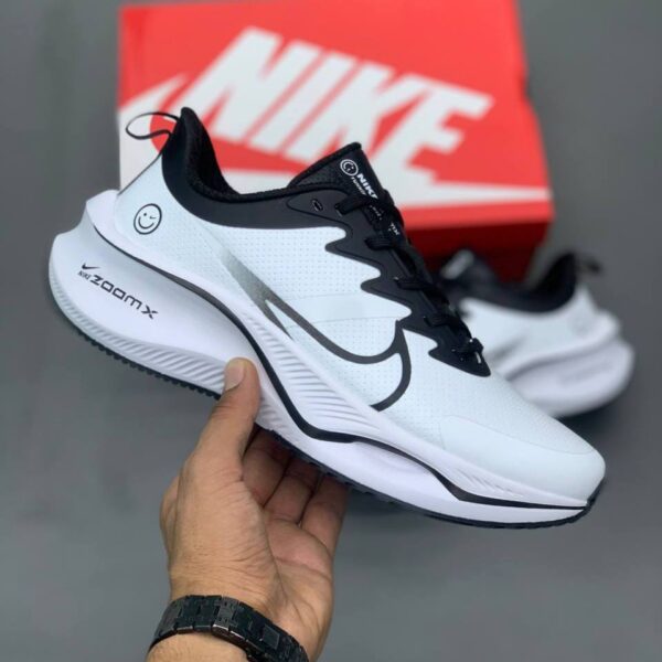 کفش نایک زوم ایکس لبخند چرمی سفید Nike ZoomX Smile Leather White کفش نایک زوم ایکس لبخند چرمی سفید Nike ZoomX Smile Leather White