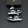 کفش نایک ایر جردن وان لو پاندا Nike Air Jordan 1 Low Panda کفش نایک ایر جردن وان لو پاندا Nike Air Jordan 1 Low Panda