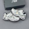 کفش نیو بالانس ۵۳۰ کاستوم سفید سبز New Balance 530 Custom White Green کفش نیو بالانس ۵۳۰ کاستوم سفید سبز New Balance 530 Custom White Green