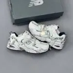 کفش نیو بالانس ۵۳۰ کاستوم سفید سبز New Balance 530 Custom White Green