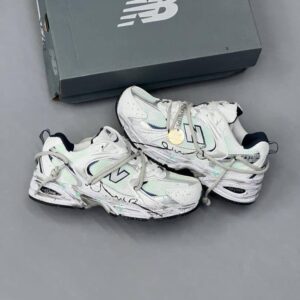 کفش نیو بالانس ۵۳۰ کاستوم سفید سبز New Balance 530 Custom White Green کفش نیو بالانس ۵۳۰ کاستوم سفید سبز New Balance 530 Custom White Green