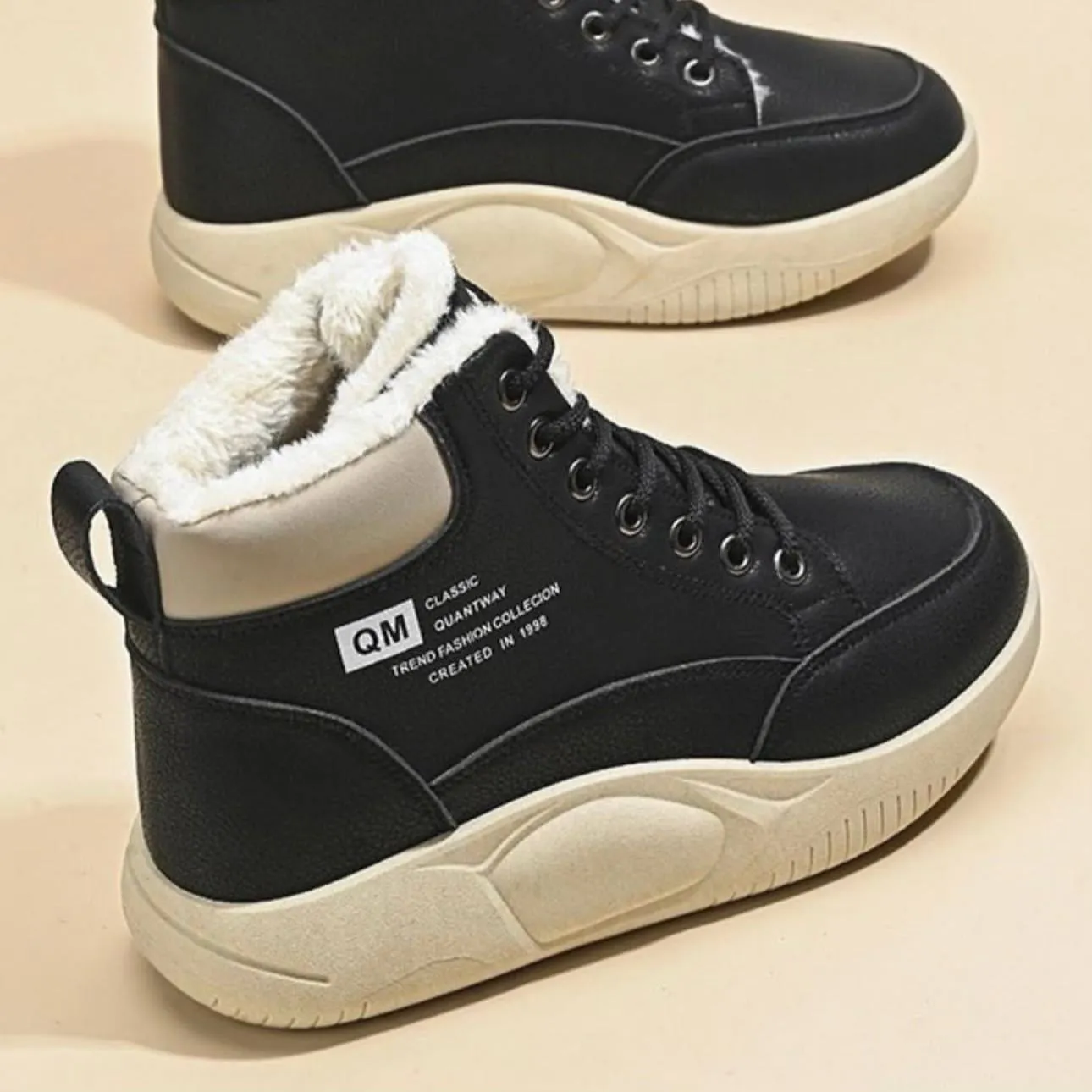 نیم بوت خزدار ضد آب مشکی کرم Waterproof Fur Lined Black Beige Boots - تصویر 3