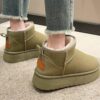 آگ ساقدار خزدار سبز Green Fur Lined Mid Calf Winter Boots
